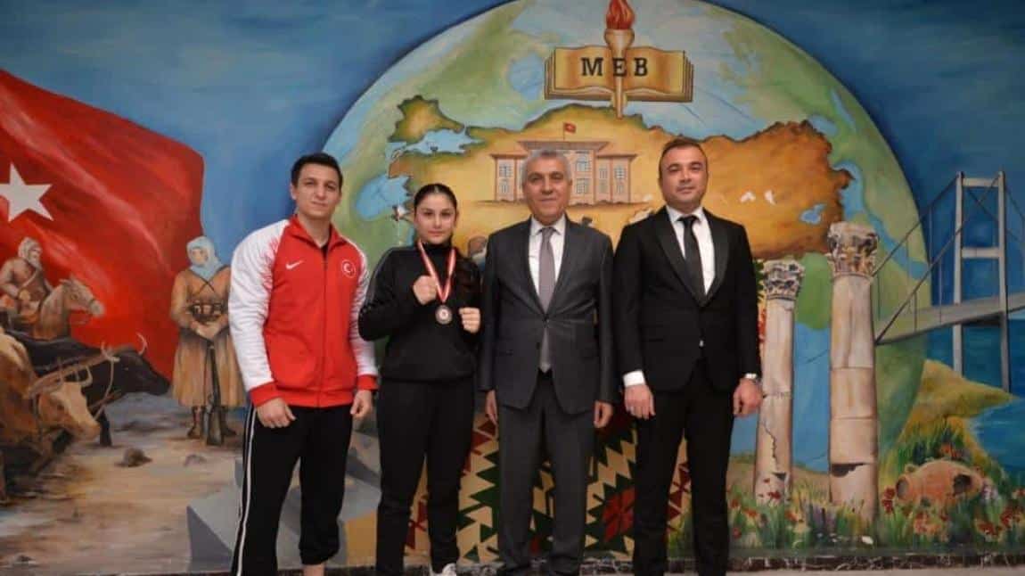 Öğrencimiz Türkiye Gençler Boks Şampiyonasında 3. oldu.